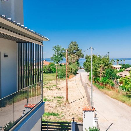 Artemida Suites Ханиоти Экстерьер фото